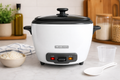 BLACK+DECKER 6-Cup Rice Cooker with Steaming Basket